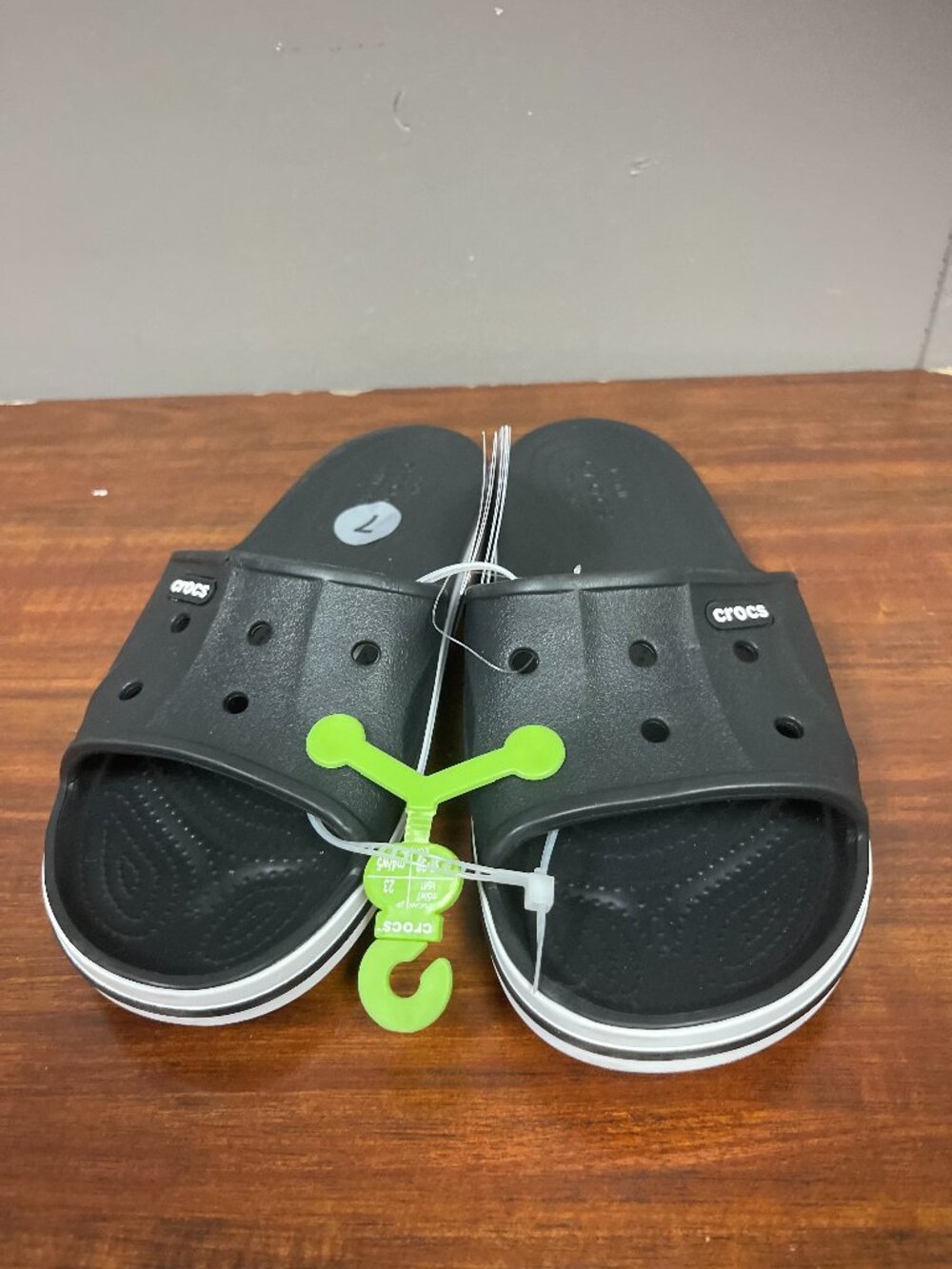 CROCS Bayaband Slide Sandals Black/White US M5/W7